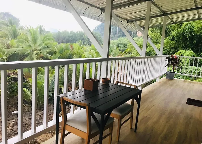 Krabi Garden Home At Changsee